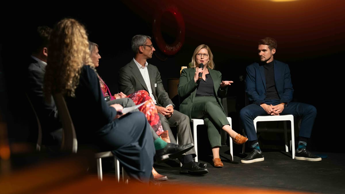 AquaSummit Impression